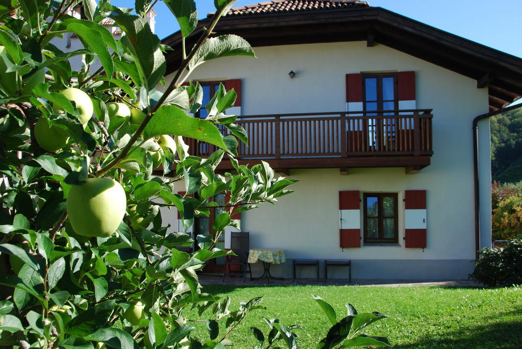 Apartments Schloss Paschbach Appiano Sulla Strada Del Vino Pokoj fotografie