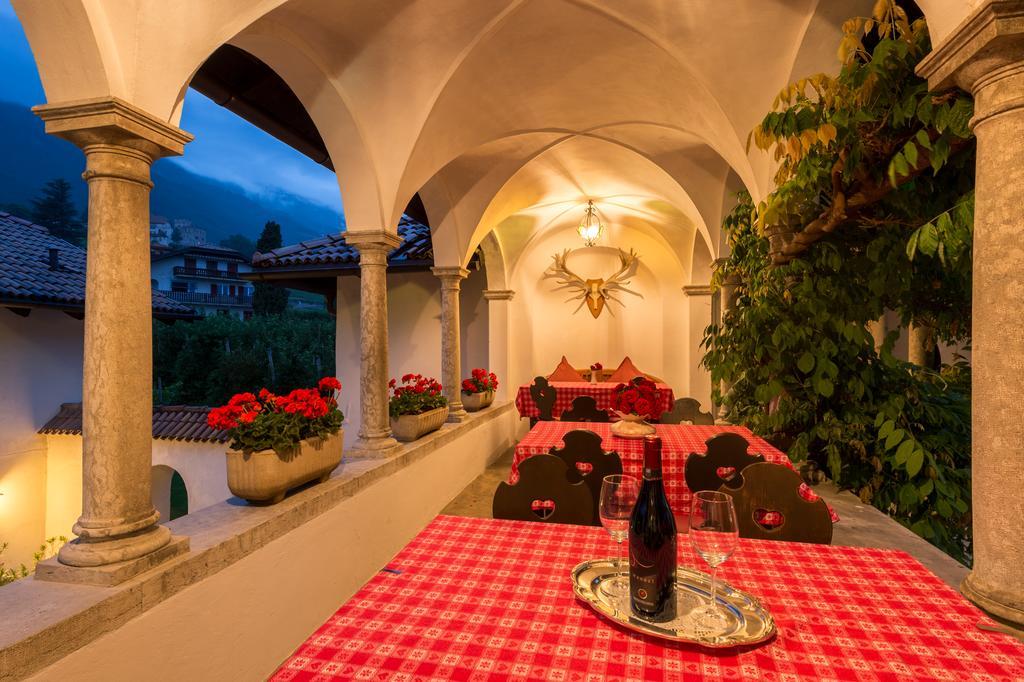 Apartments Schloss Paschbach Appiano Sulla Strada Del Vino Exteriér fotografie